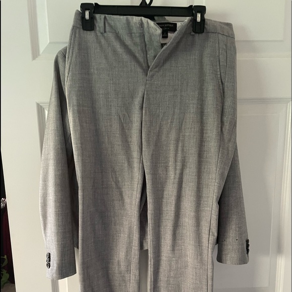 Banana Republic Grey Pant Suit - Picture 4 of 7